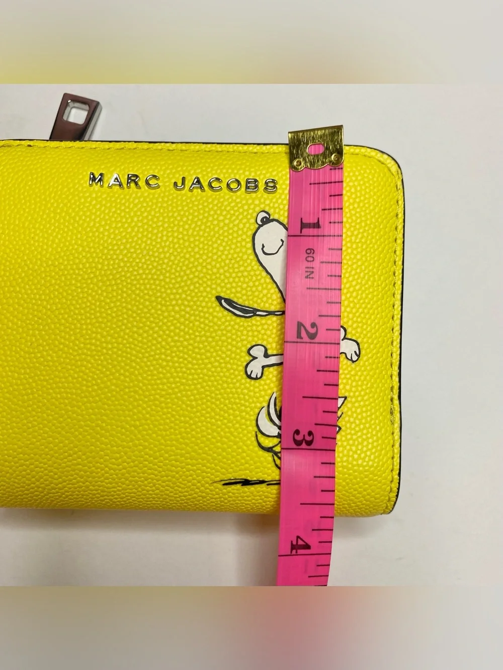 Marc Jacobs X Peanuts Collection Wallet! Limited Edition EUC 😍